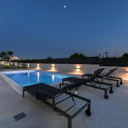 Villa Lucky Gornji Zemunik